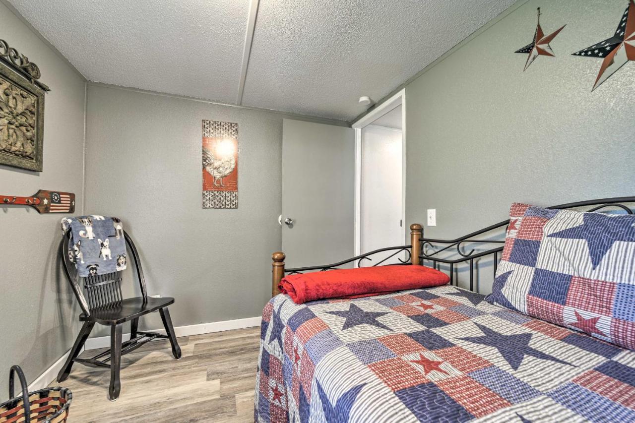 Smoky Mountain Vacation Rental With Hot Tub And Kayaks Whittier Eksteriør billede